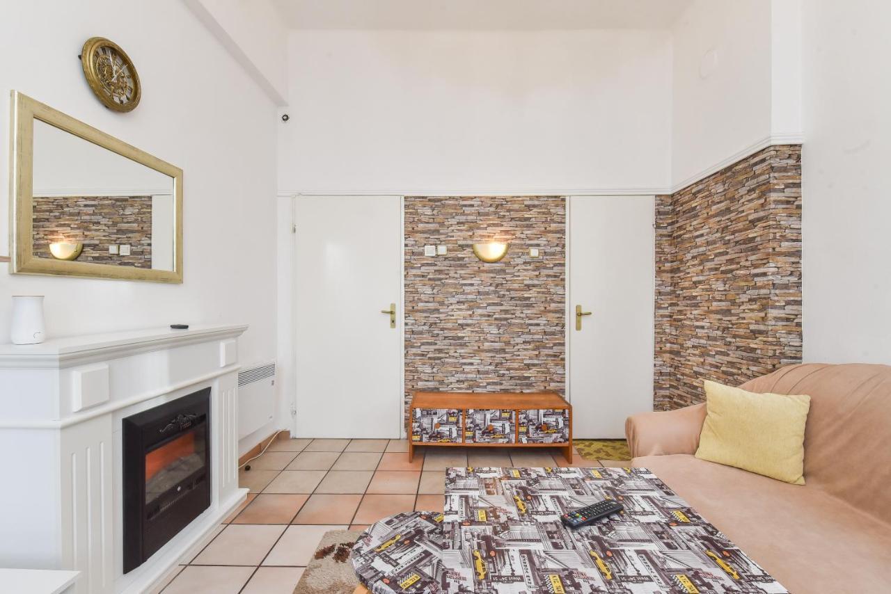 Historical Lion's Bridge 1-bedroom By Flat Mаnager Sofia